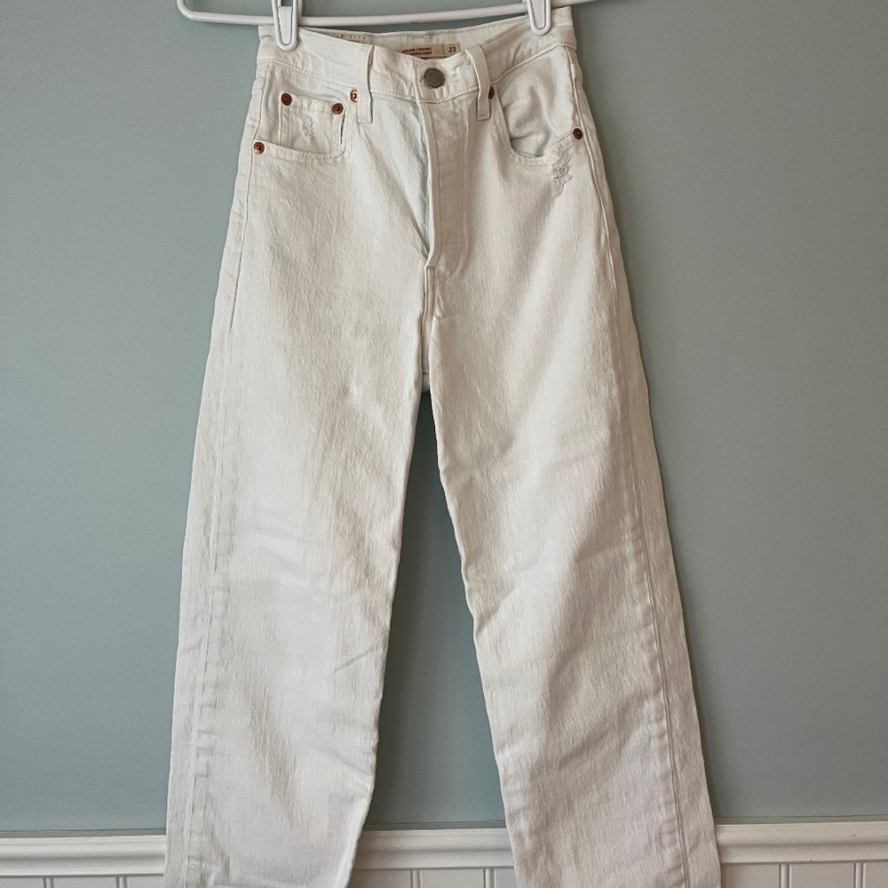 Levi's Ribcage Straight Ankle Jeans